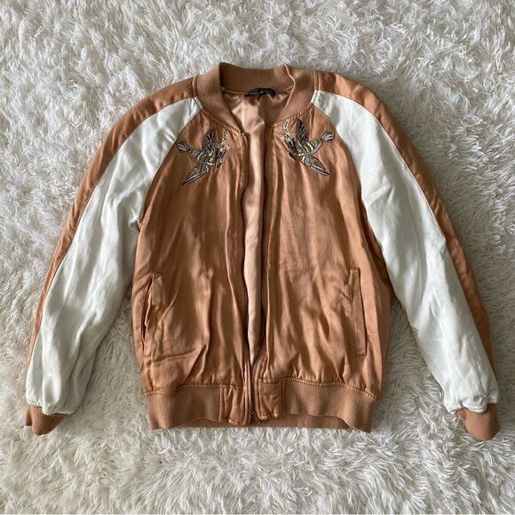 Kendall & Kylie Blush Pink and White Rose Gold Embroidered Bomber Jacket Size S - Picture 5 of 8